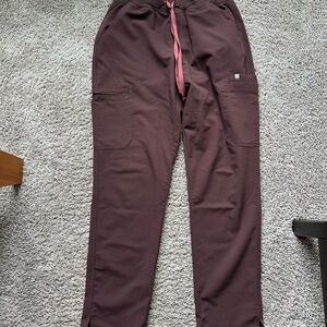 Figs Women's High Waisted Brown Scrub Pants